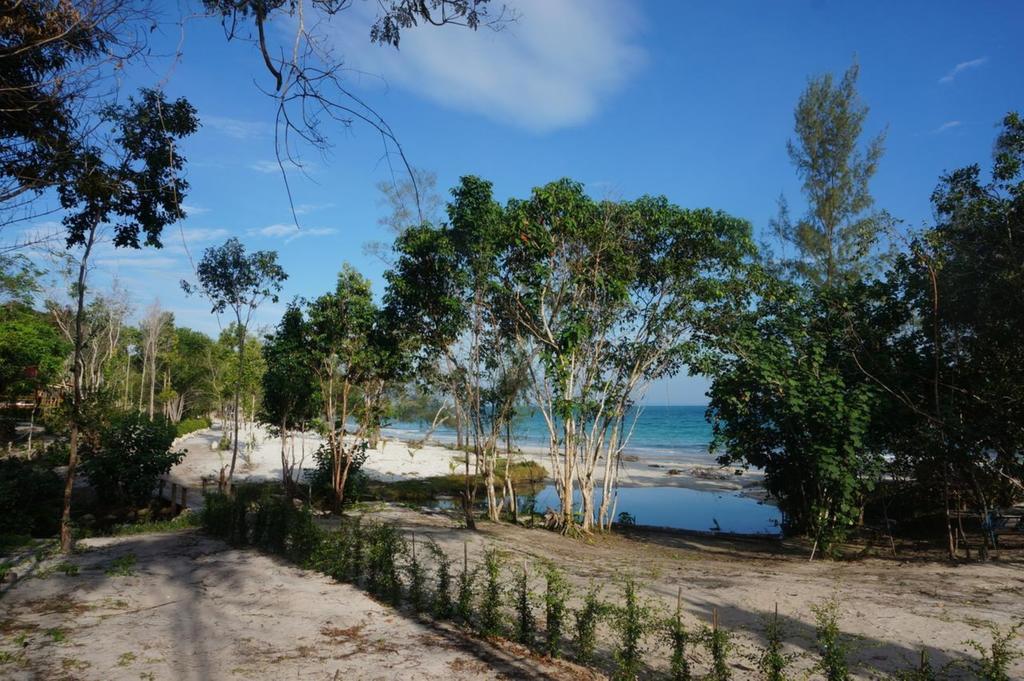 ホテル Romdoul Koh Rong シアヌークビル エクステリア 写真