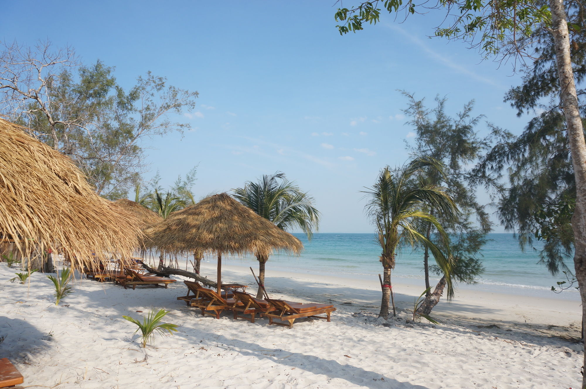 ホテル Romdoul Koh Rong シアヌークビル エクステリア 写真